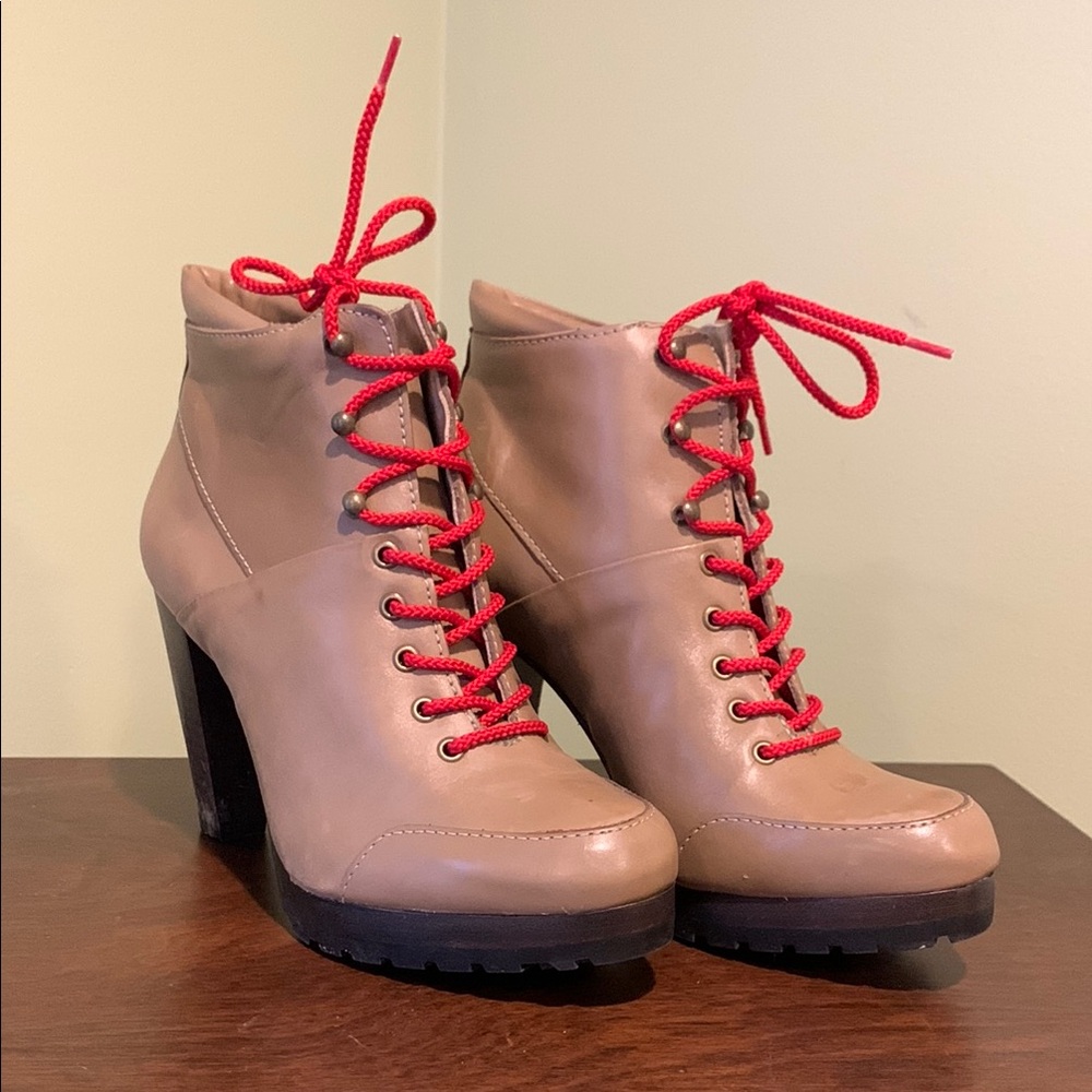 L.L Bean Leather Heeled Boots with Red Laces